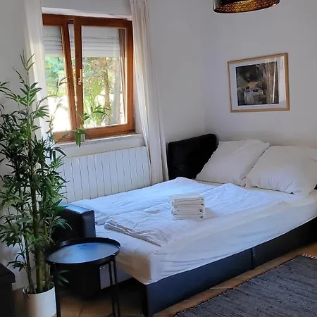 Casa Fidelia Apartment *